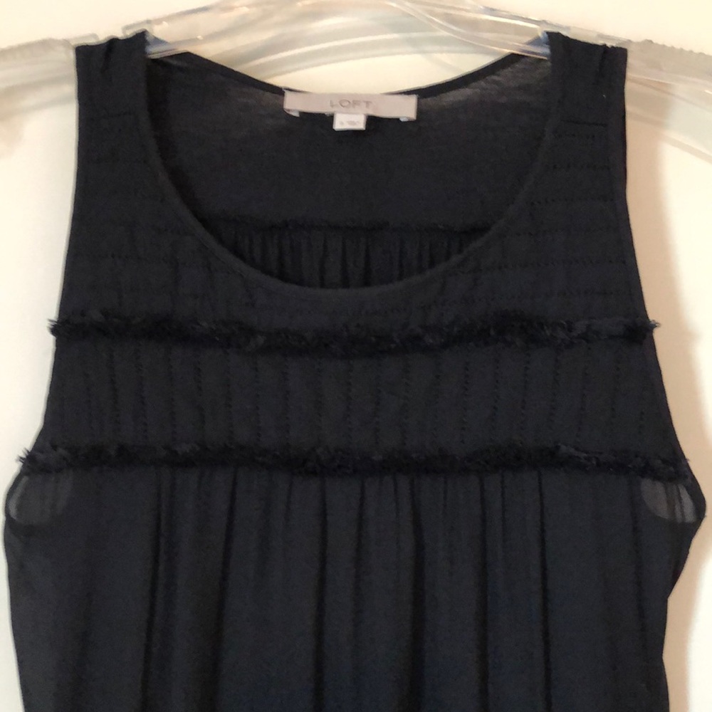 🧿🧿 4/$20 sale! Loft sheer sleeveless tank